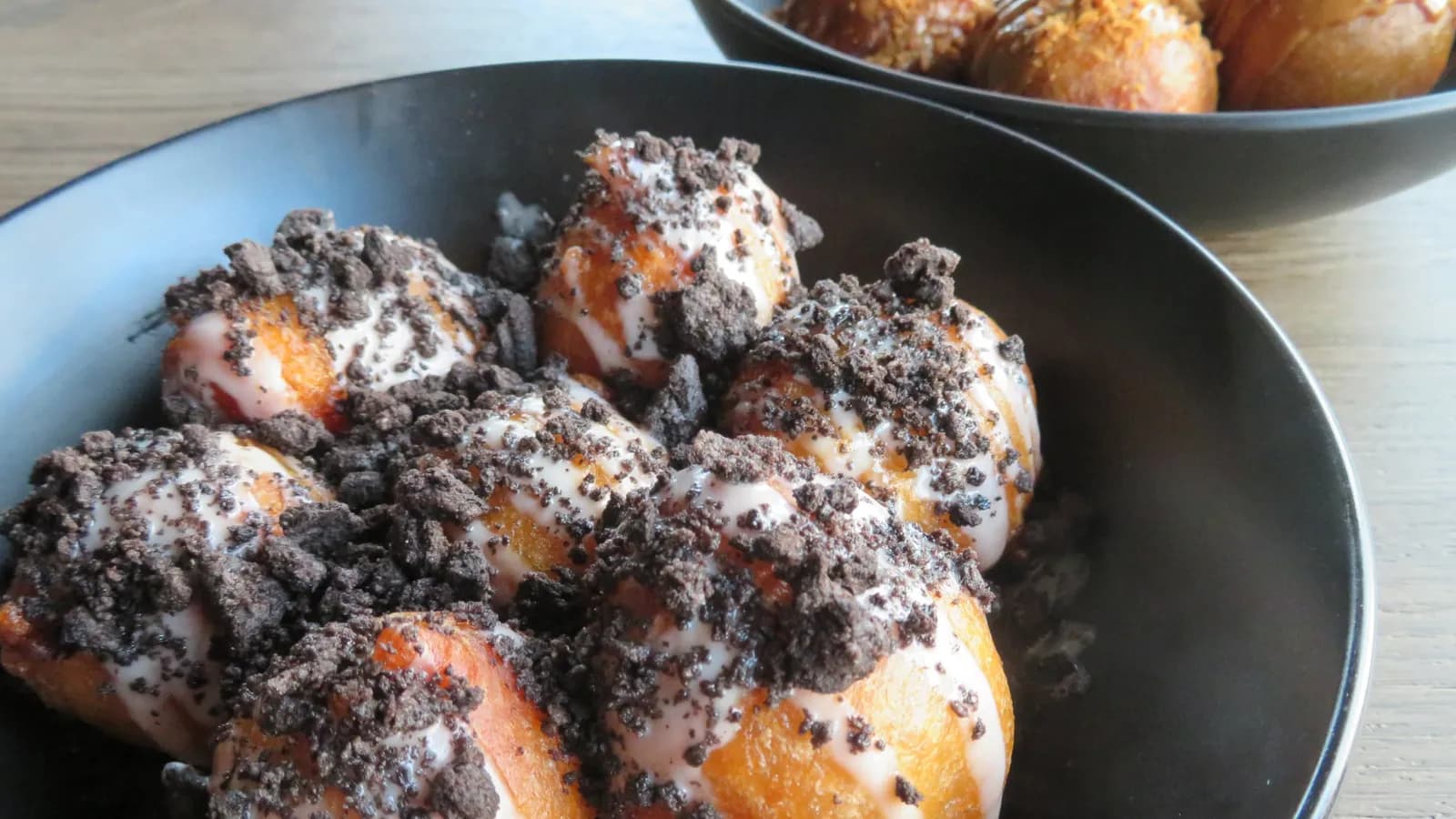 Cookies & Cream Puff Puff | 5 pcs